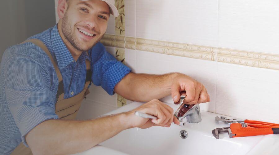Kitchen Faucet Repair Service in Colesburg, IA